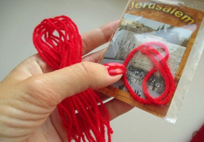 Israel red string as a good luck charm